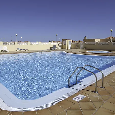 Daire Private Terrace With Parking & Pool