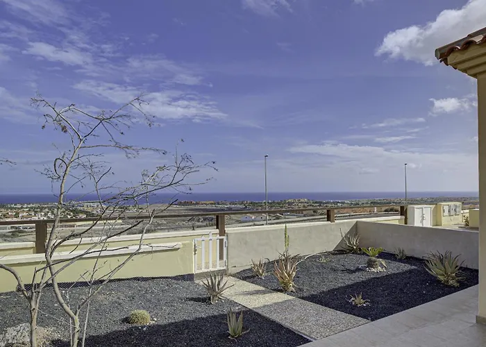 Private Terrace With Parking & Pool Apartment